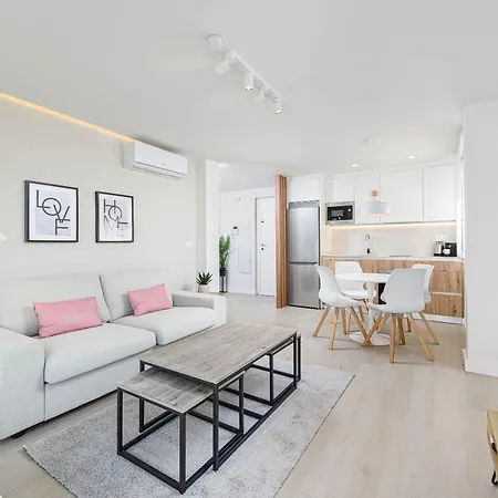 Wintowinrentals Exclusivo Atico Cerca De La Playa. Apartment